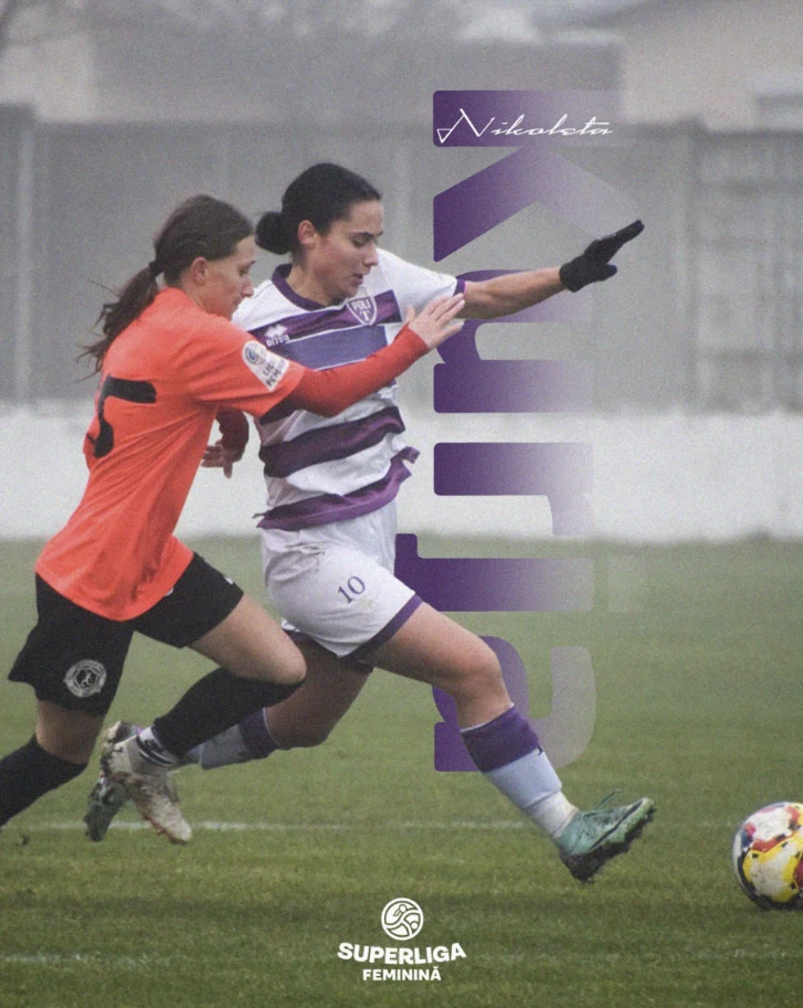 Postare pe rețelele sociale cu un duel dintr-un meci de fotbal feminin